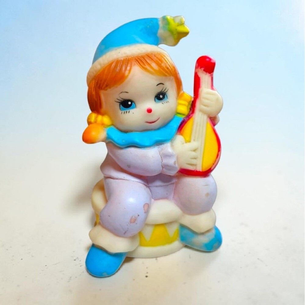Vintage 1960s Stahlwood Girl Clown Squeaky Toy Taiwan MCM Circus Drum Guitar 6.5